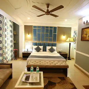 Hotel Airport Hotel Opera