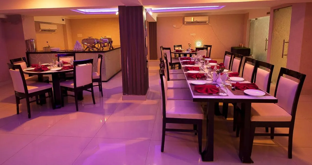 Pitrashish Grand And Premium Hotel Delhi